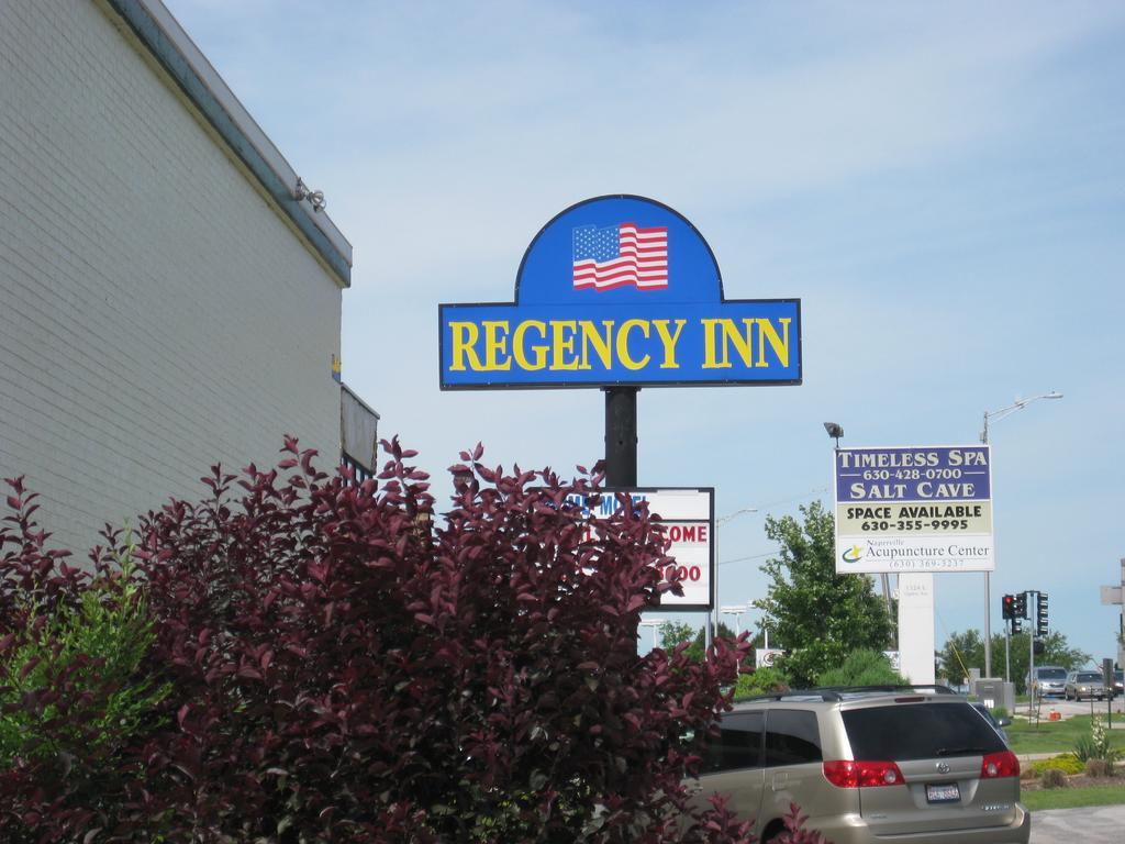 Regency Inn Of Naperville Extérieur photo