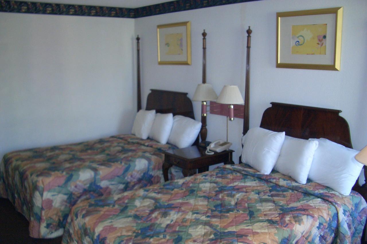 Regency Inn Of Naperville Extérieur photo