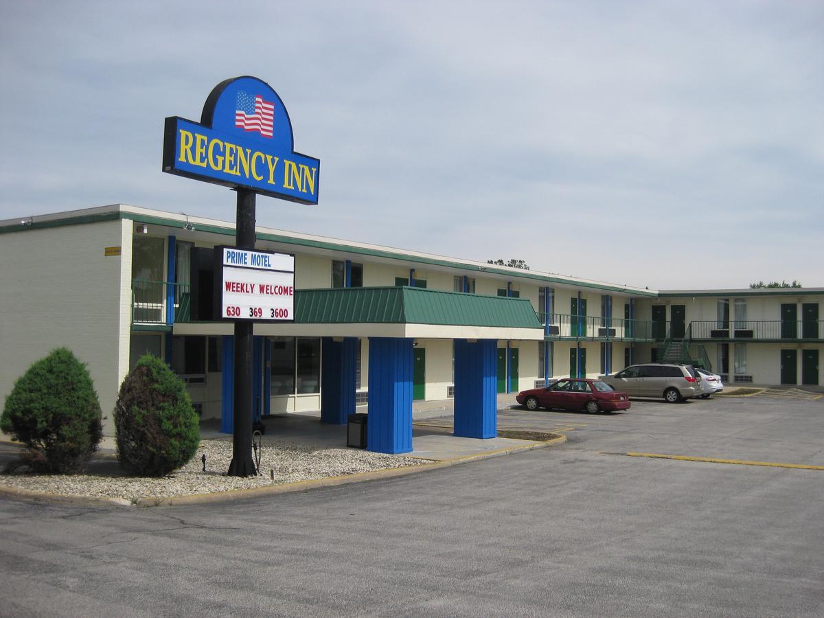 Regency Inn Of Naperville Extérieur photo