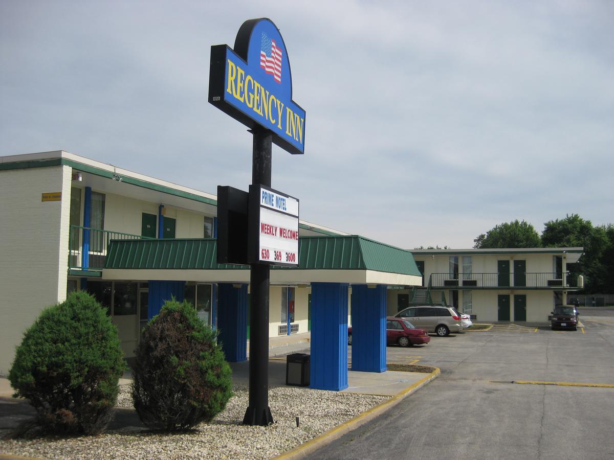 Regency Inn Of Naperville Extérieur photo