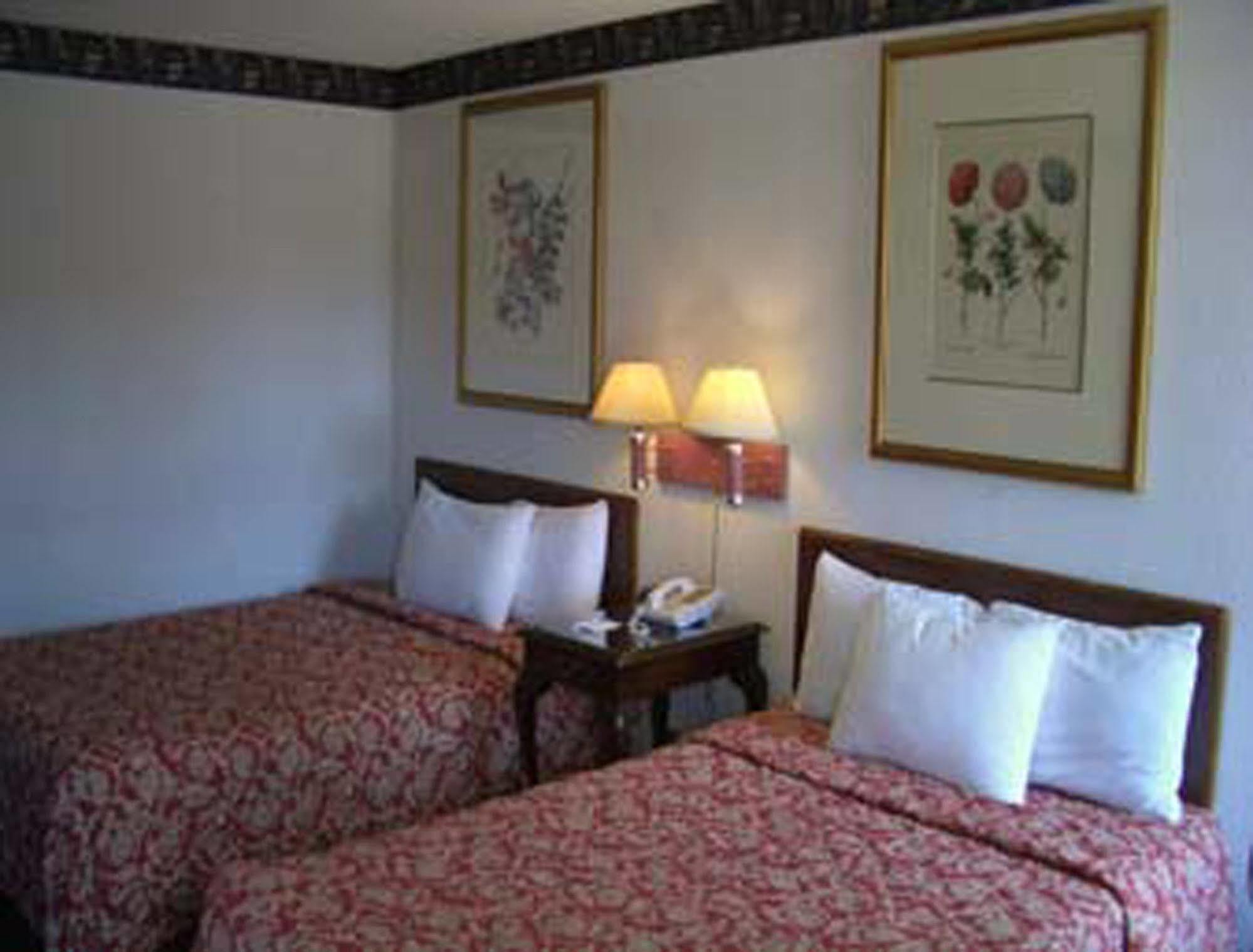 Regency Inn Of Naperville Extérieur photo